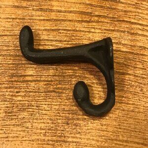 ONE (1) Cast Iron Black 2 3/4" tall Double Wall Hooks One (1) 0170-01202